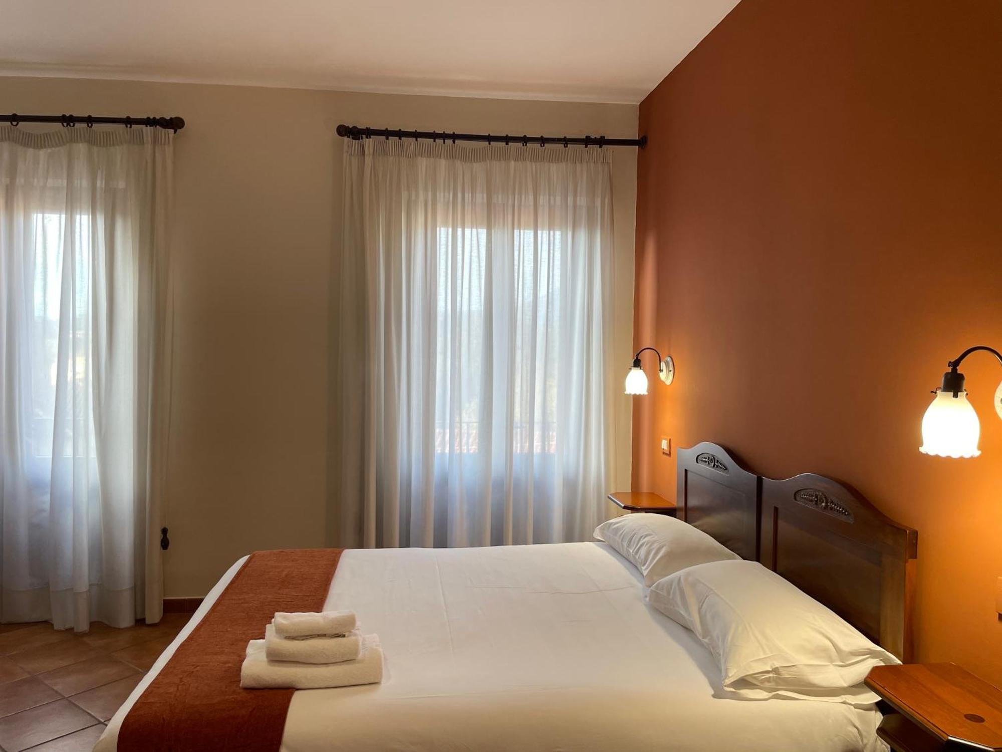Mingone Hotel Ristorante Isola di Liri Bagian luar foto