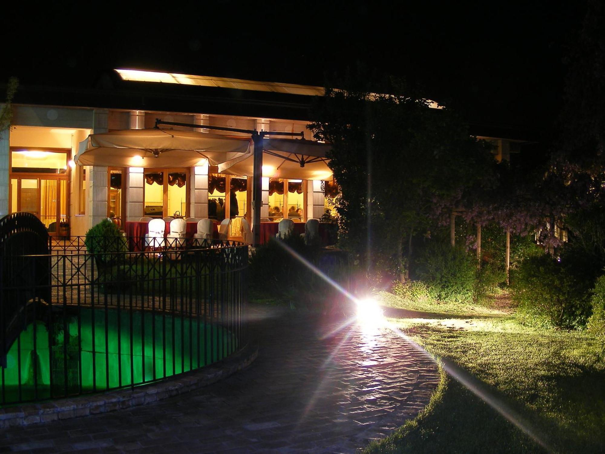Mingone Hotel Ristorante Isola di Liri Bagian luar foto