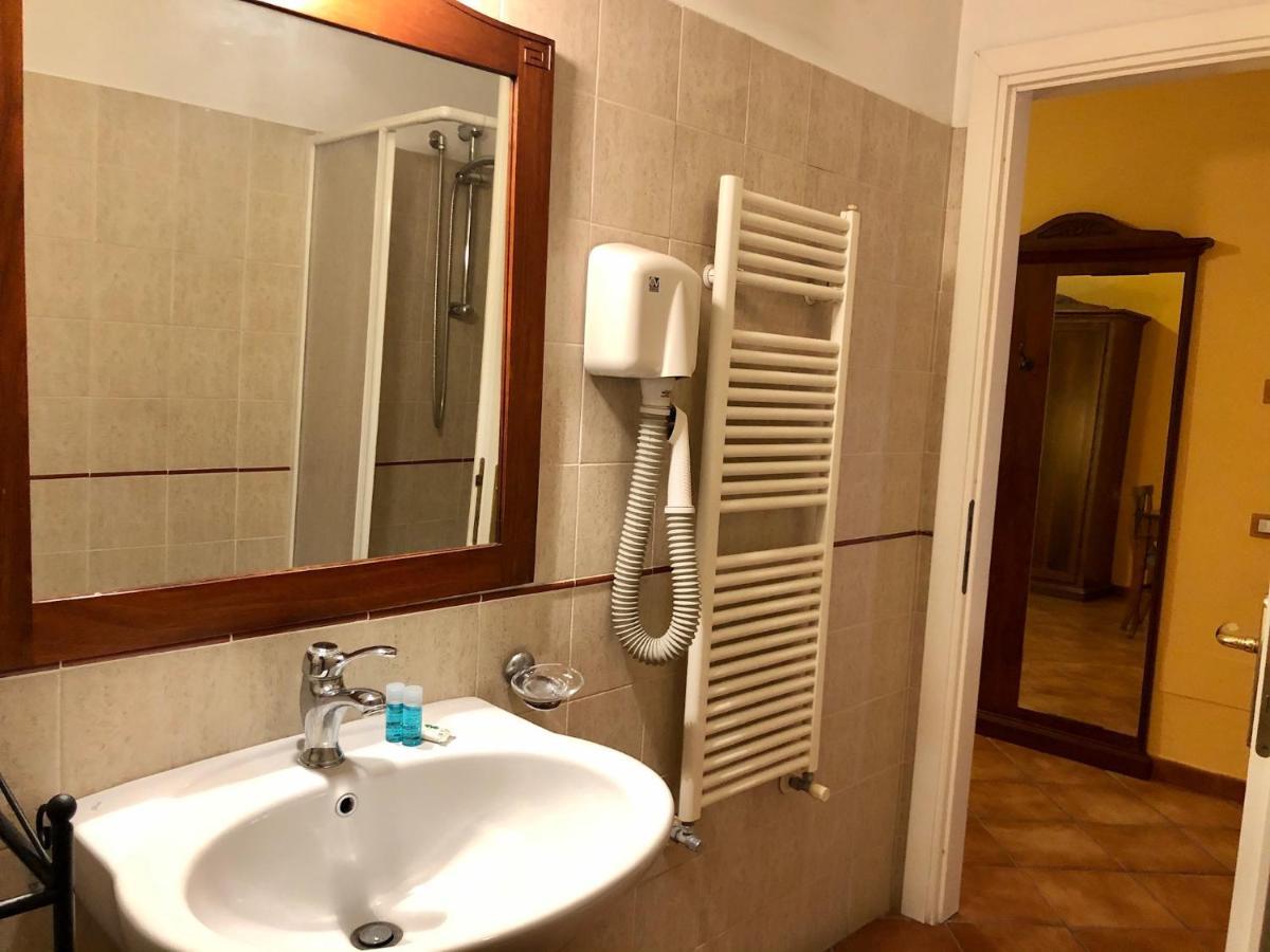 Mingone Hotel Ristorante Isola di Liri Bagian luar foto